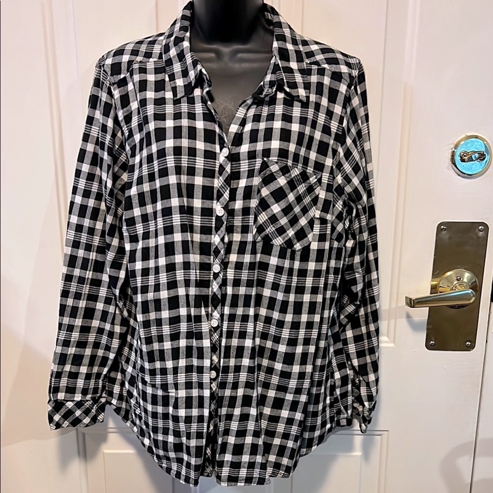 CROFT & BARROW 🖤100% COTTON BLACK & WHITE PLAID CHECK BUTTON-DOWN TOP Women’s 1X